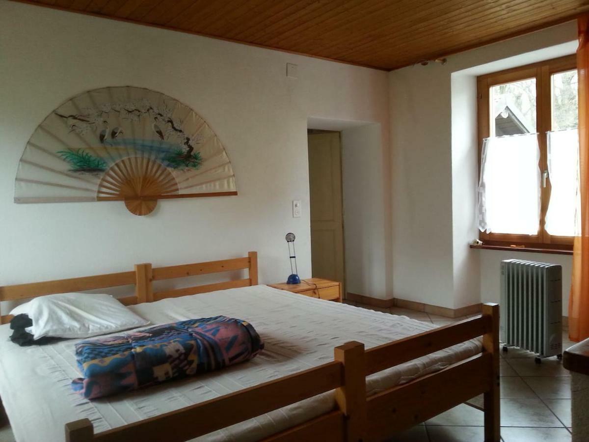 Casa Huerlimann Apartman Breno Kültér fotó