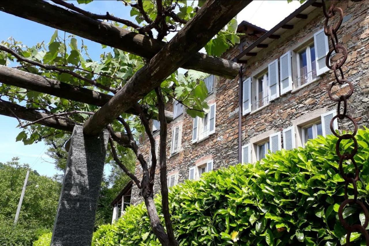 Casa Huerlimann Apartman Breno Kültér fotó