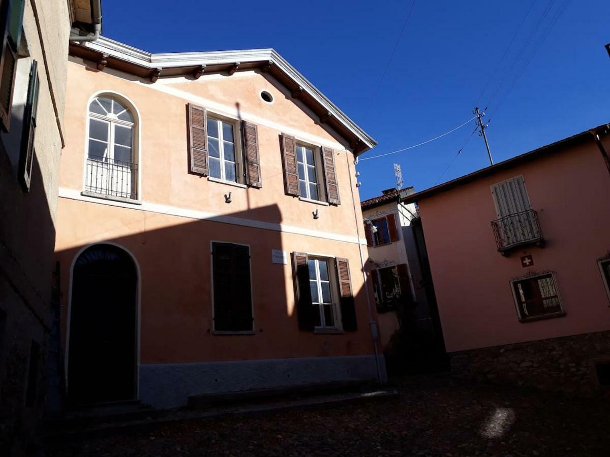 Casa Huerlimann Apartman Breno Kültér fotó